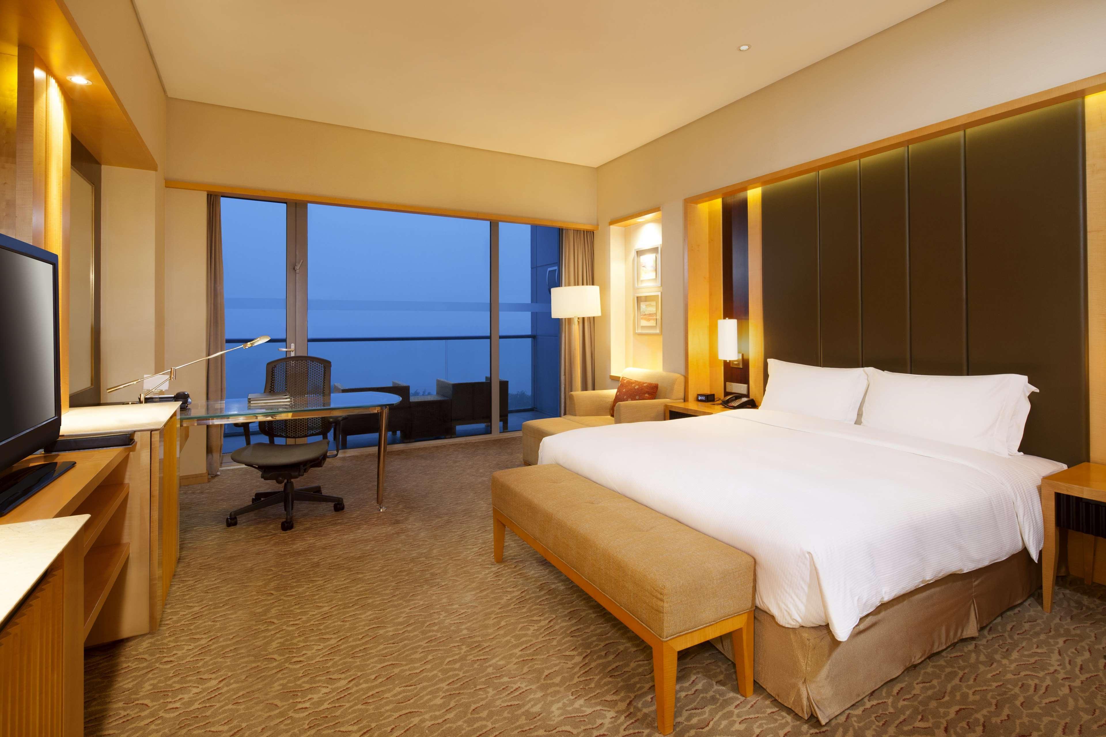 Hilton Nanjing Riverside Εξωτερικό φωτογραφία