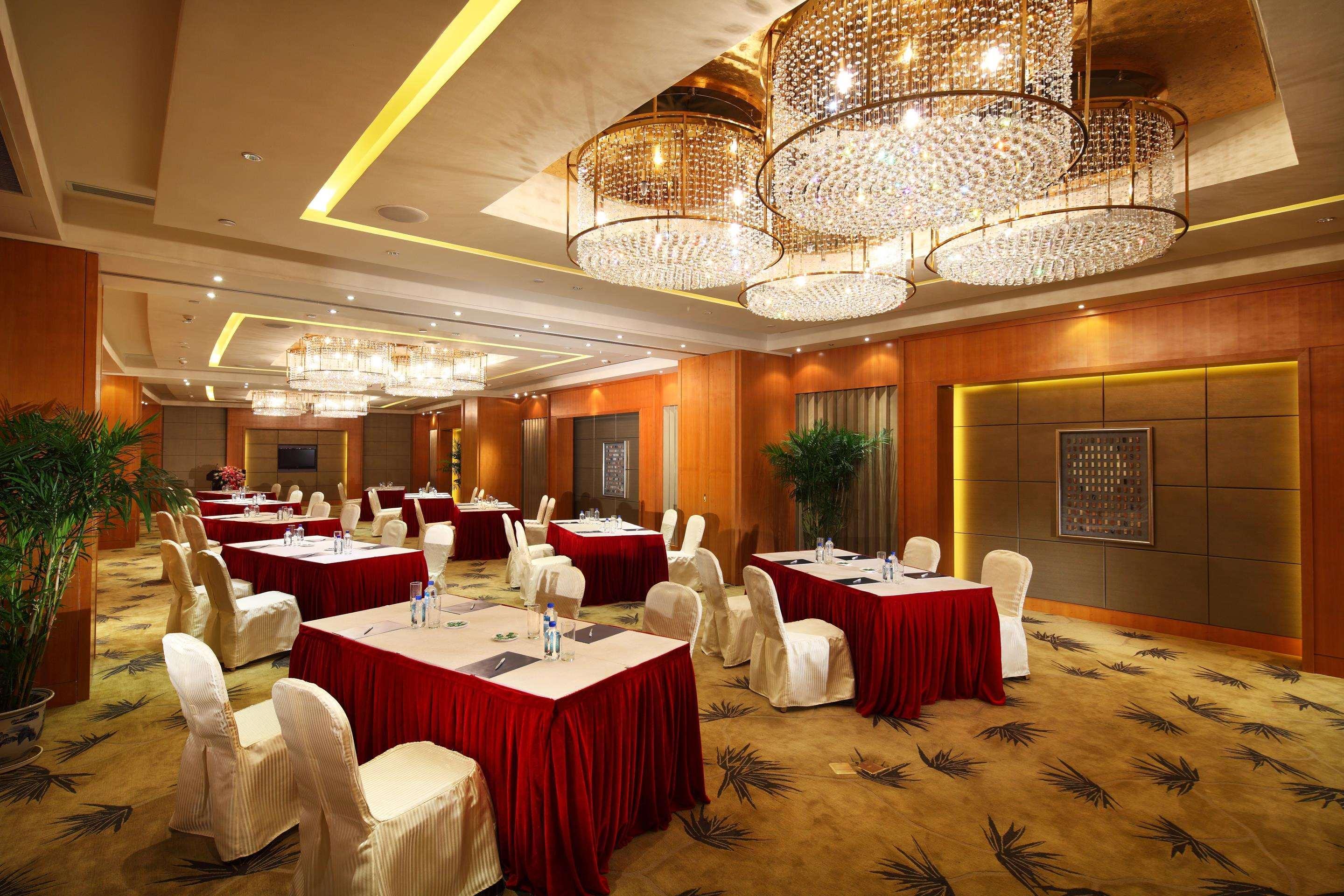 Hilton Nanjing Riverside Εξωτερικό φωτογραφία