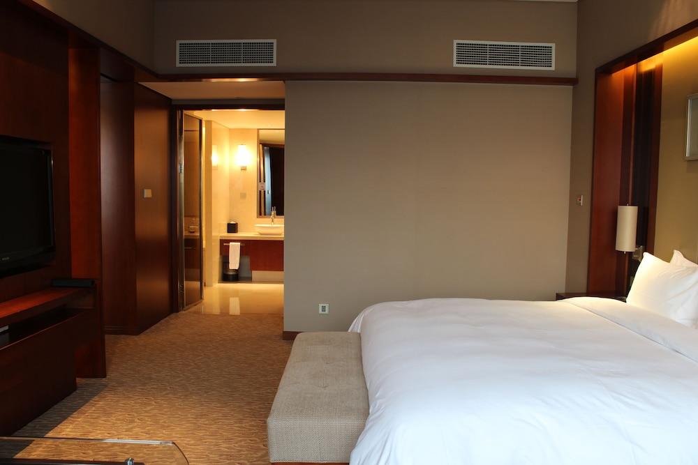 Hilton Nanjing Riverside Εξωτερικό φωτογραφία