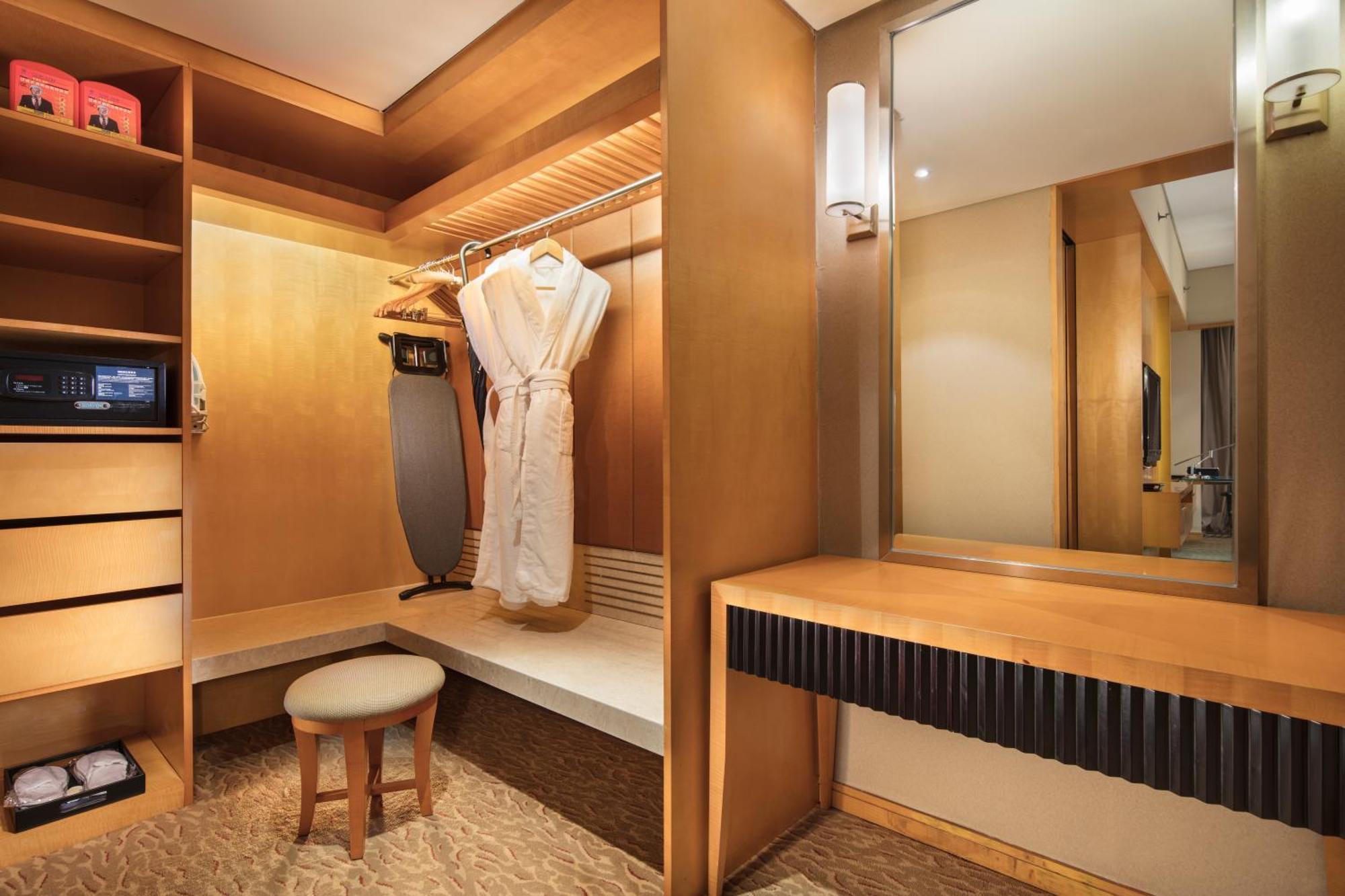 Hilton Nanjing Riverside Εξωτερικό φωτογραφία